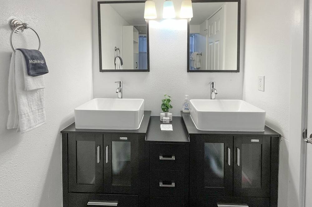 Photo of Others in Haller Lake