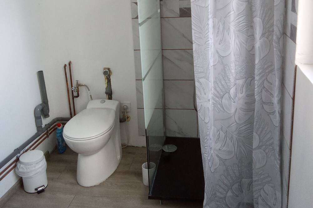 Photo of Bathroom in Cozes