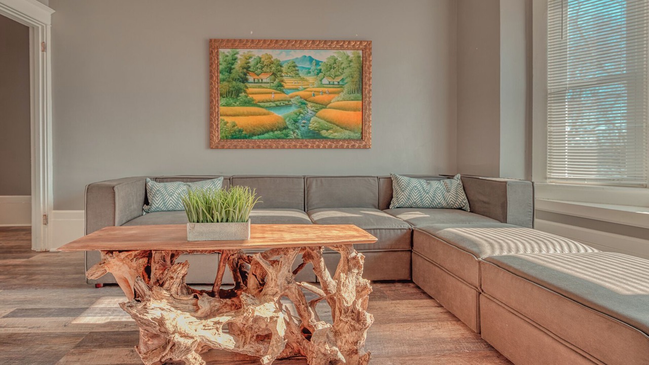 Photo of Livingroom in Harrisburg - Hershey