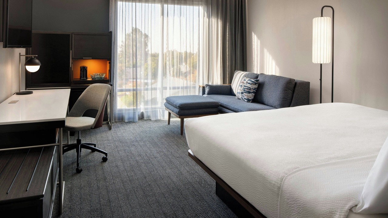 Photo of Bedroom in Cleveland