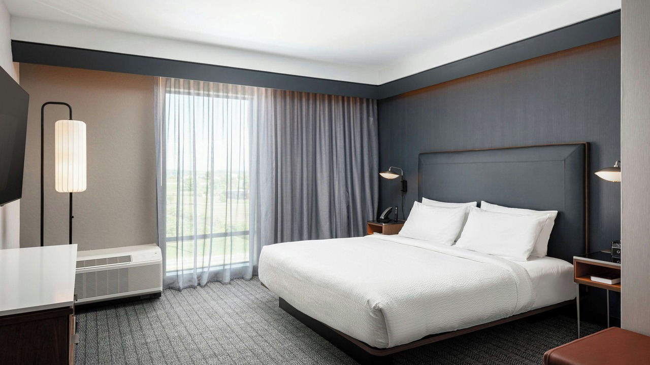 Photo of Bedroom in Cleveland
