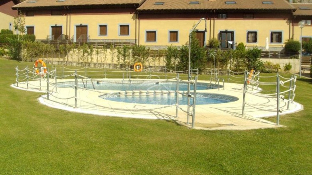 Photo of Outdoor in Abena
