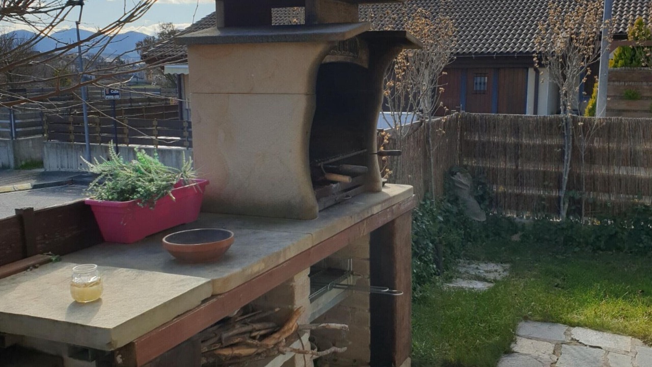 Photo of Outdoor in Abena