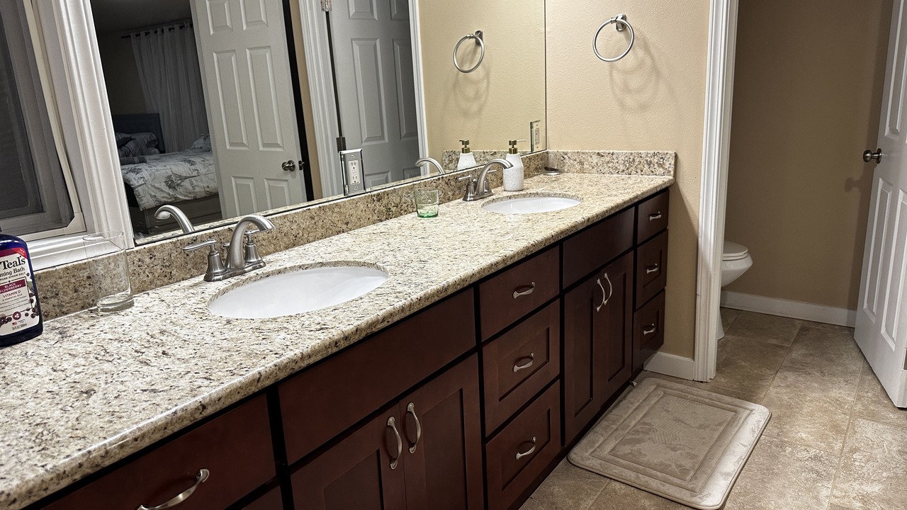 Photo of Others in Mirrormont