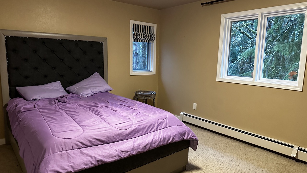 Photo of Others in Mirrormont