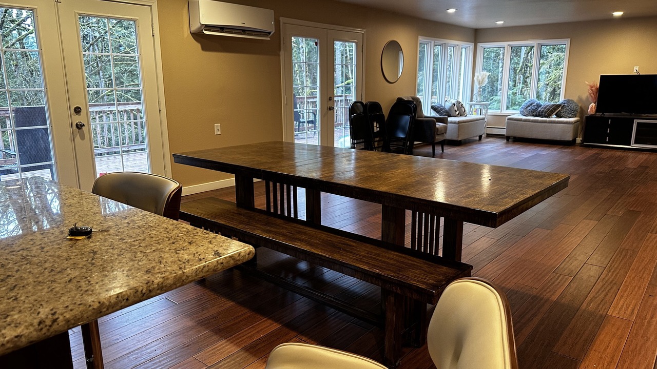 Photo of Others in Mirrormont