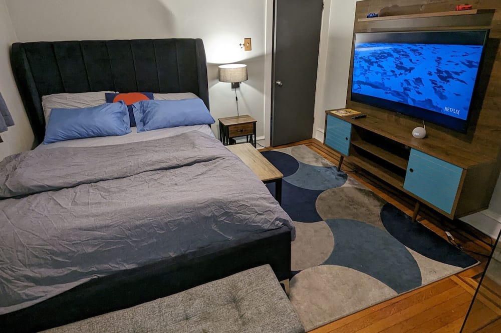 Photo of Bedroom in Frankford