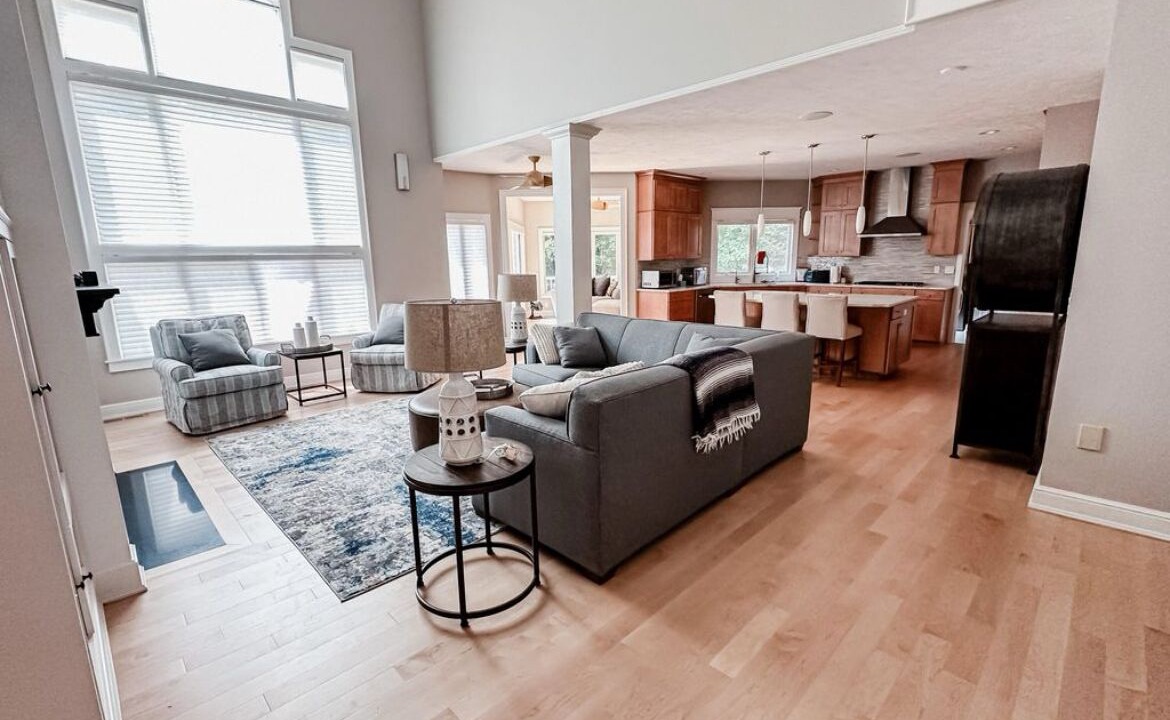 Photo of Livingroom in Spring Lake