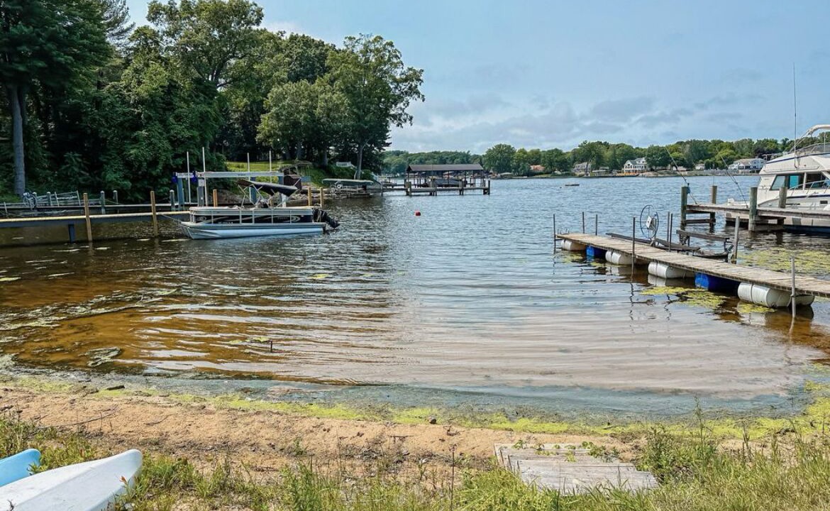 Photo of Others in Spring Lake