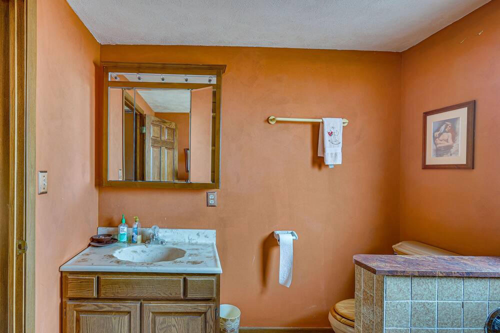 Photo of Bathroom in Hutchinson