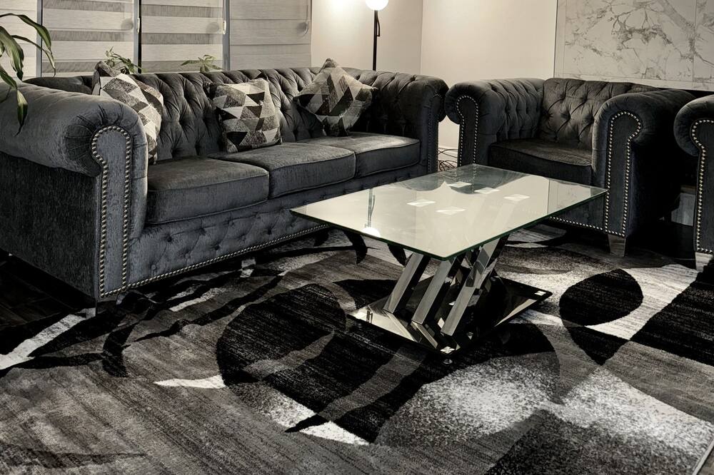 Photo of Livingroom in Milton