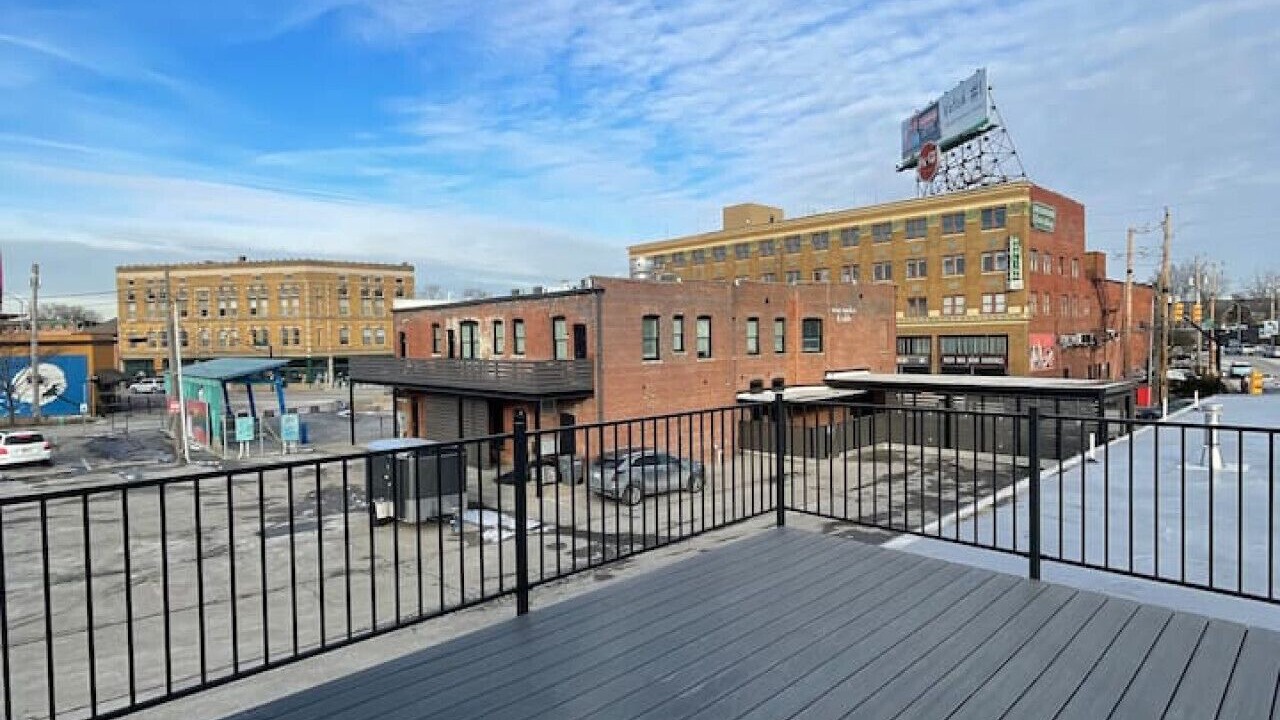 Photo of Outdoor in Fountain Square