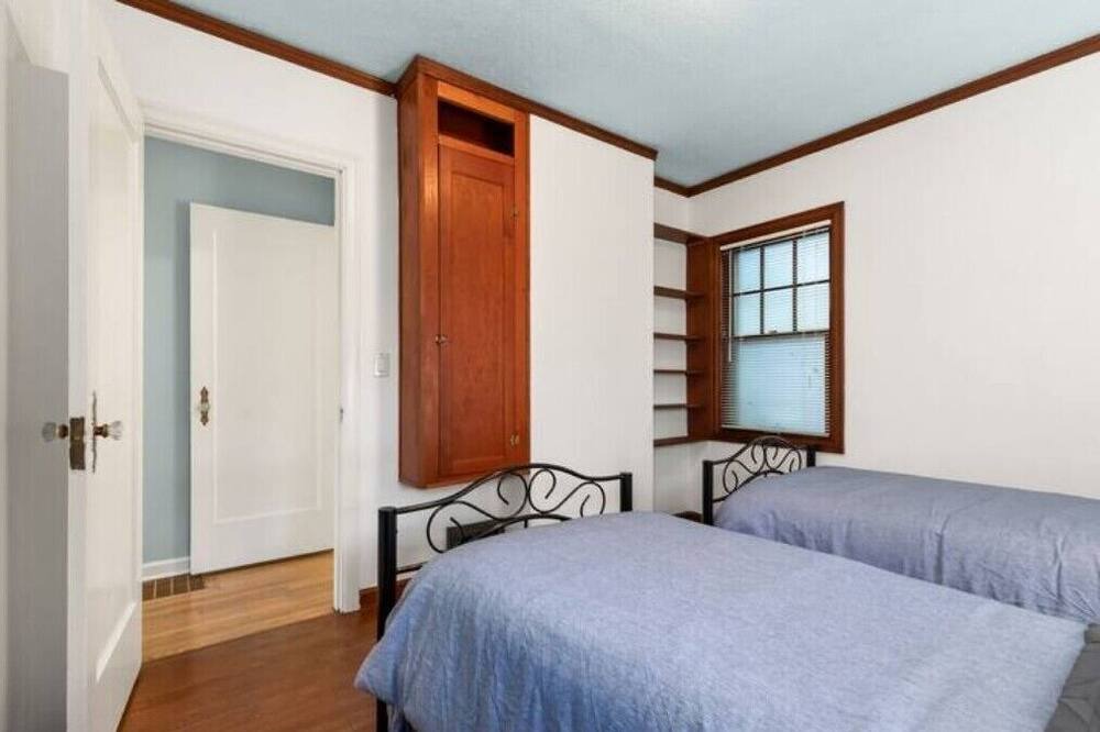 Photo of Bedroom in Irvington