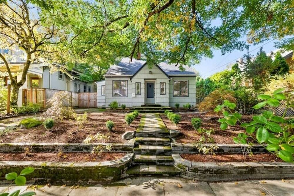 Photo of Outdoor in Irvington