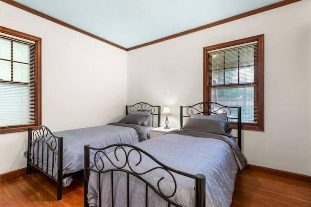 Photo of Bedroom in Irvington