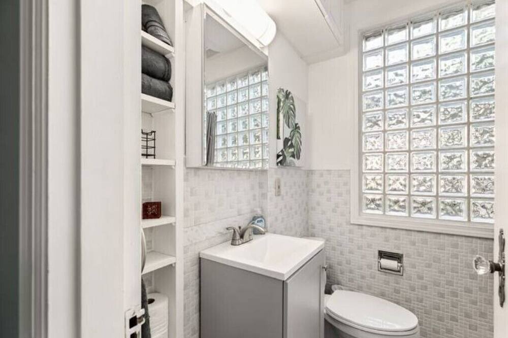 Photo of Bathroom in Irvington