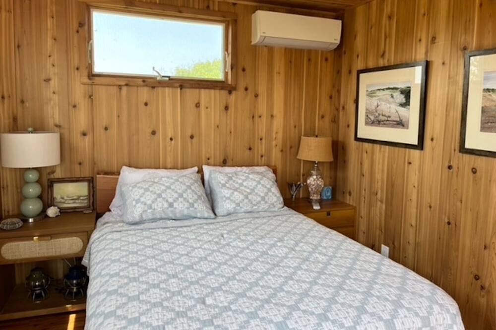 Photo of Bedroom in Bayberry Dunes