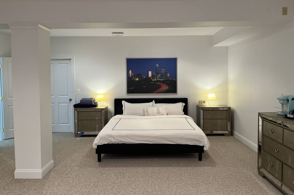 Photo of Bedroom in Dunn Loring