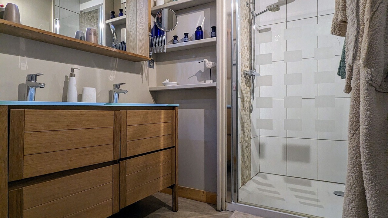 Photo of Bathroom in Saint-Romain-Lachalm