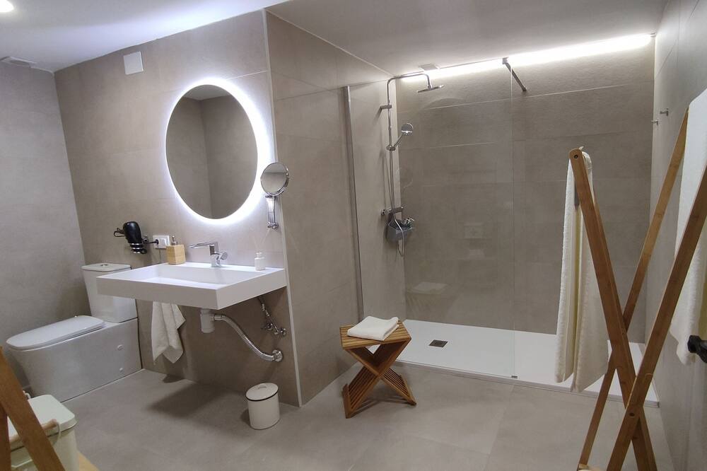 Photo of Bathroom in La Fresneda