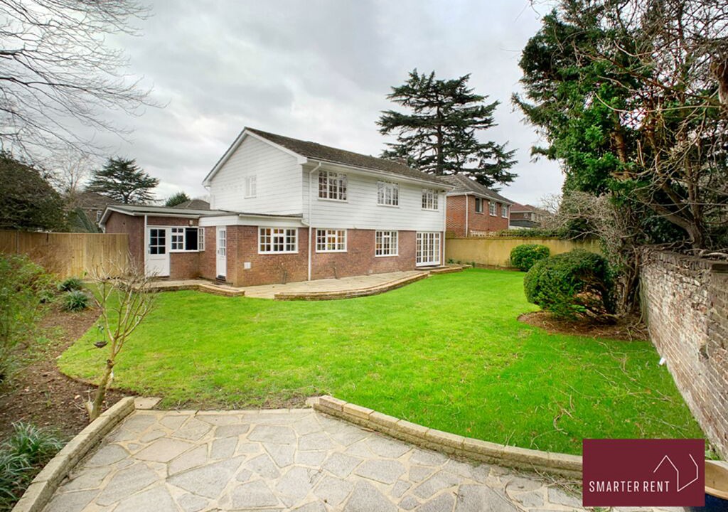 Photo of Outdoor in Elmbridge