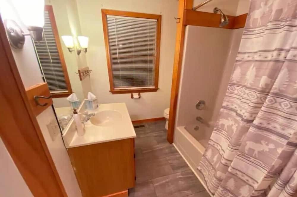 Photo of Bathroom in Sugar Hill