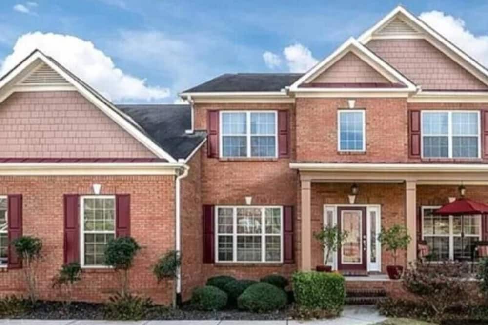 Photo of Outdoor in Locust Grove