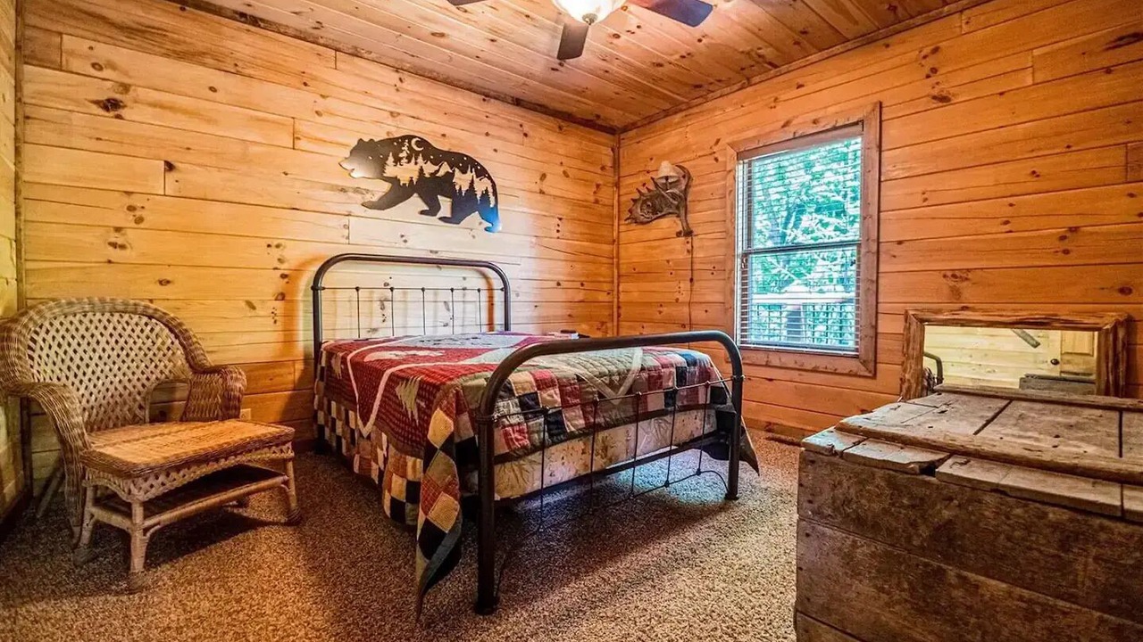 Photo of Others in Doniphan