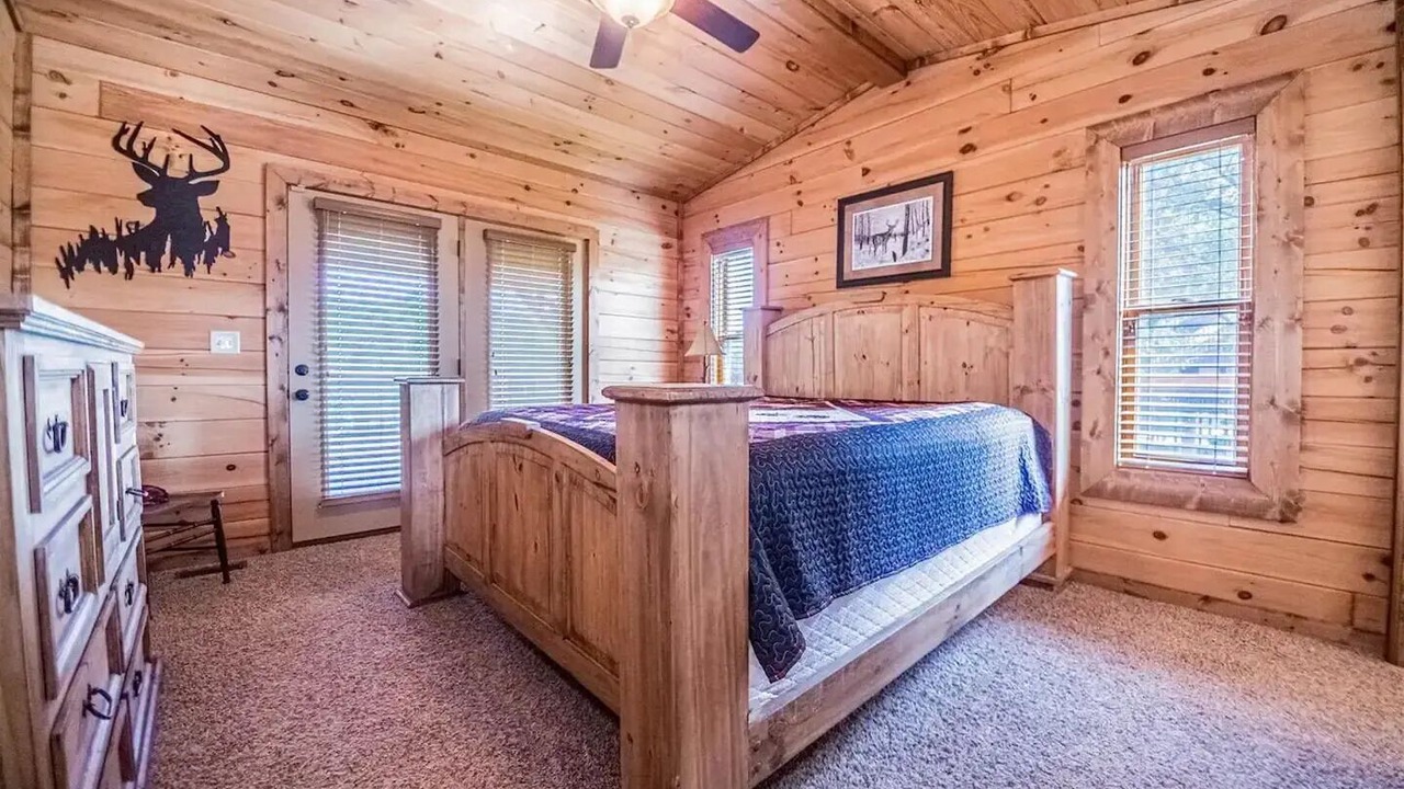 Photo of Others in Doniphan