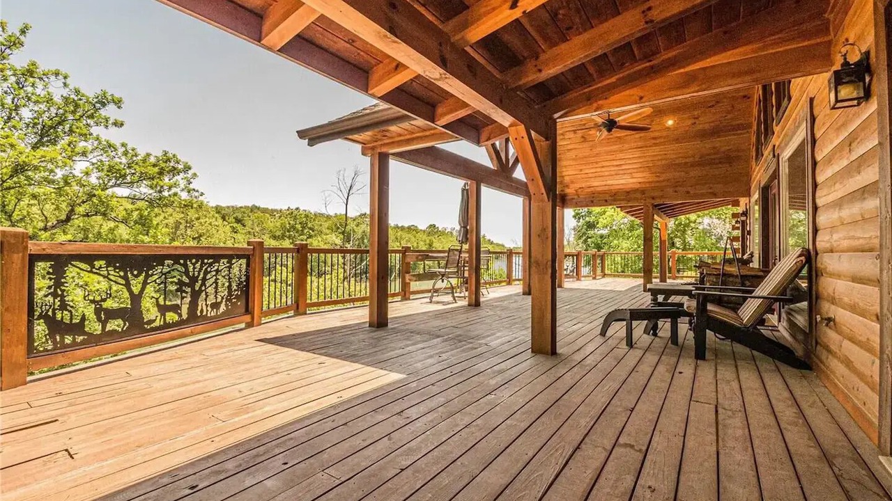 Photo of Patio Balcony in Doniphan