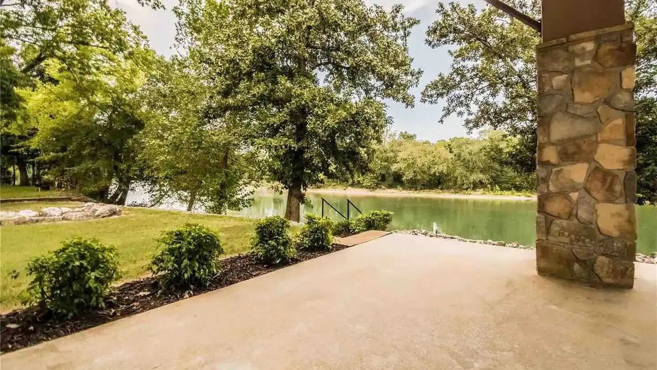 Photo of Outdoor in Doniphan