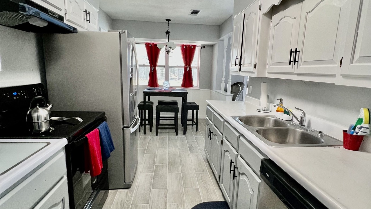 Photo of Kitchen in Universal City