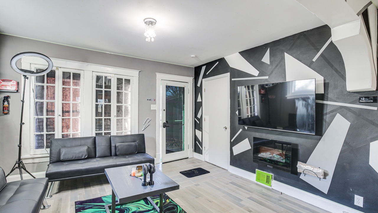 Photo of Livingroom in Pagedale