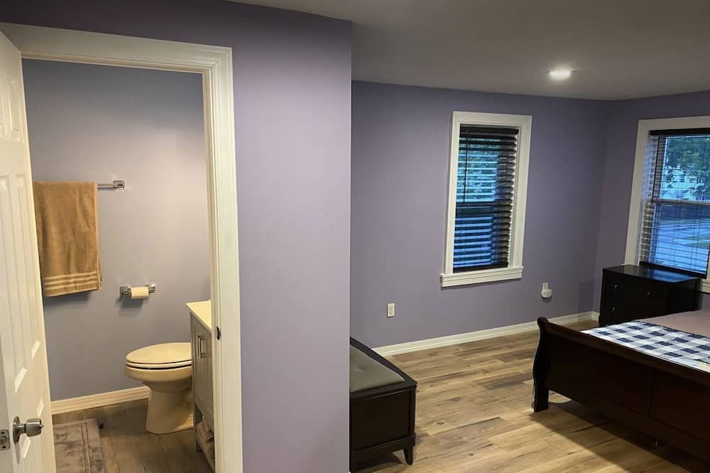 Photo of Bathroom in Elmira