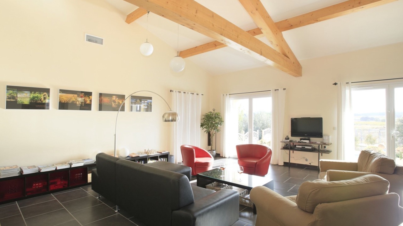 Photo of Others in Escales