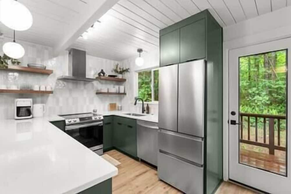 Photo of Kitchen in Ariel