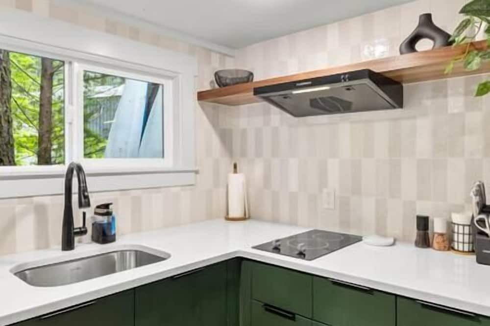 Photo of Kitchen in Ariel