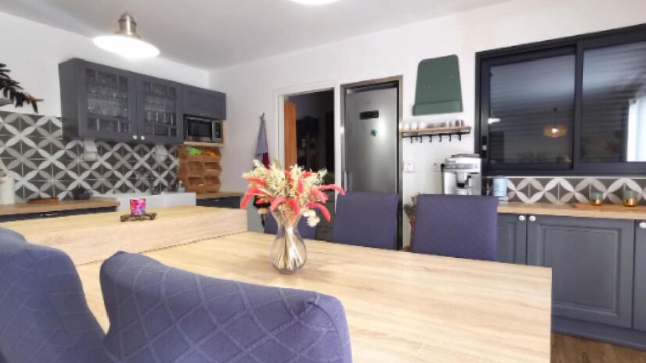 Photo of Others in Pomerols