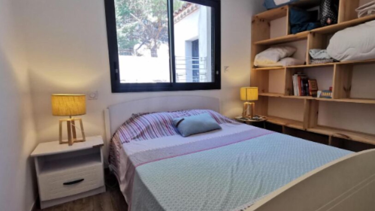 Photo of Others in Pomerols