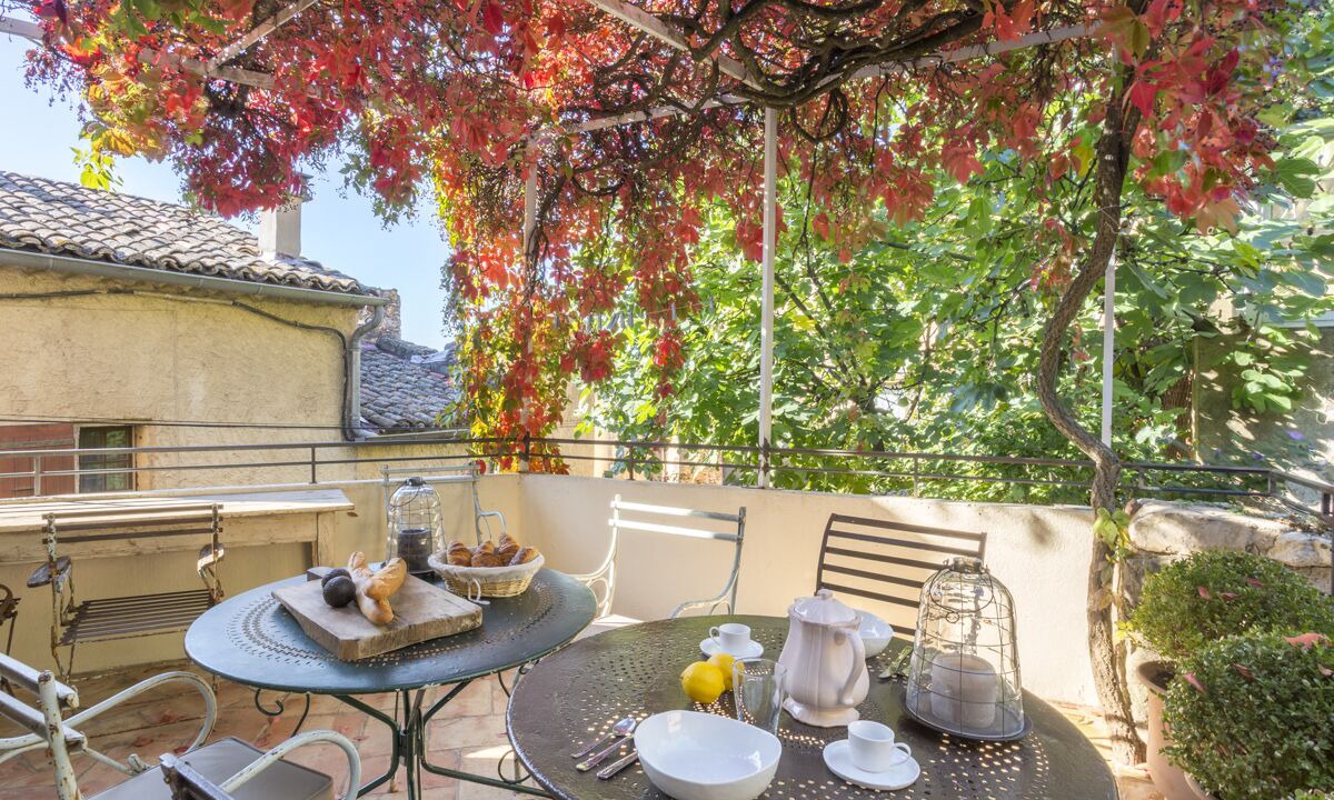 Photo of Outdoor in La Capelle-et-Masmolene