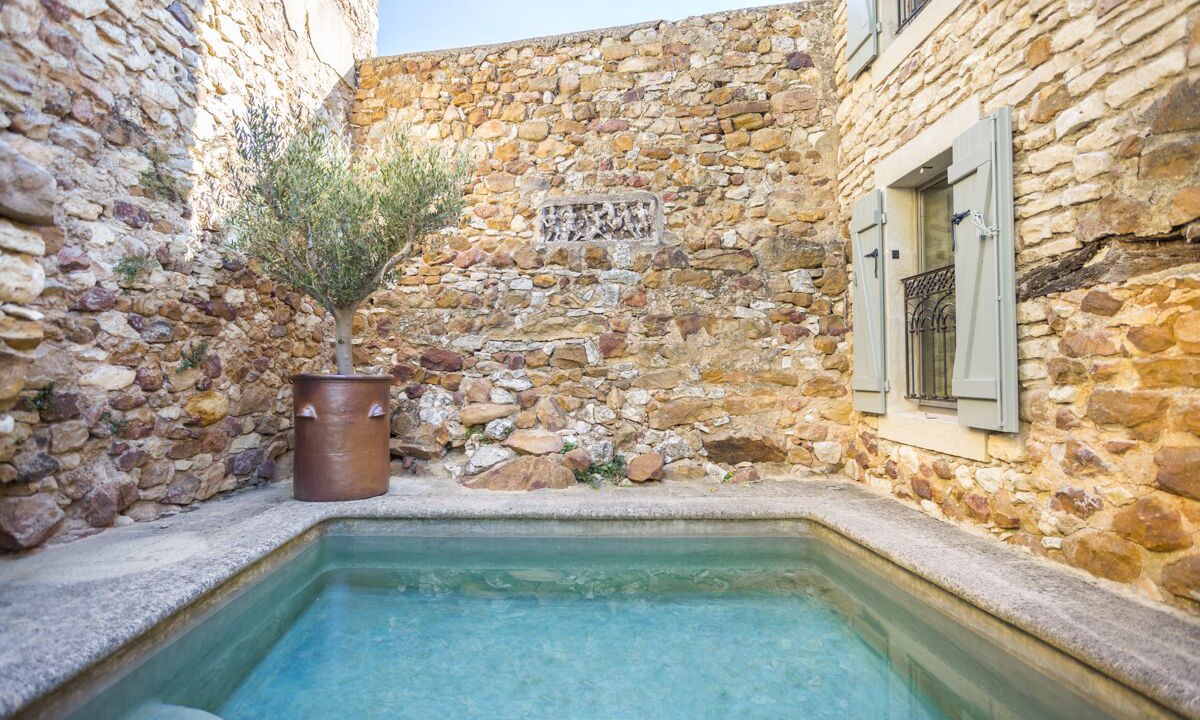 Photo of Outdoor in La Capelle-et-Masmolene