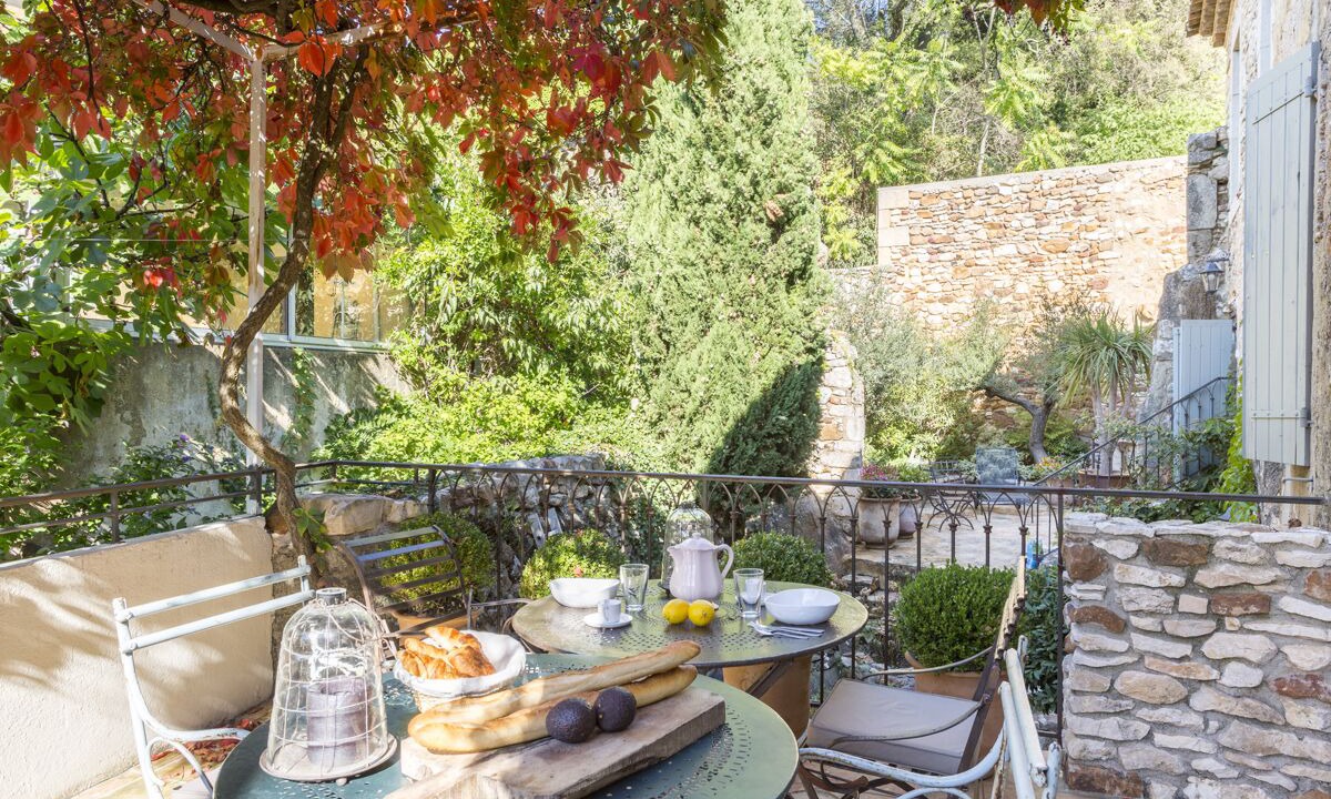 Photo of Outdoor in La Capelle-et-Masmolene