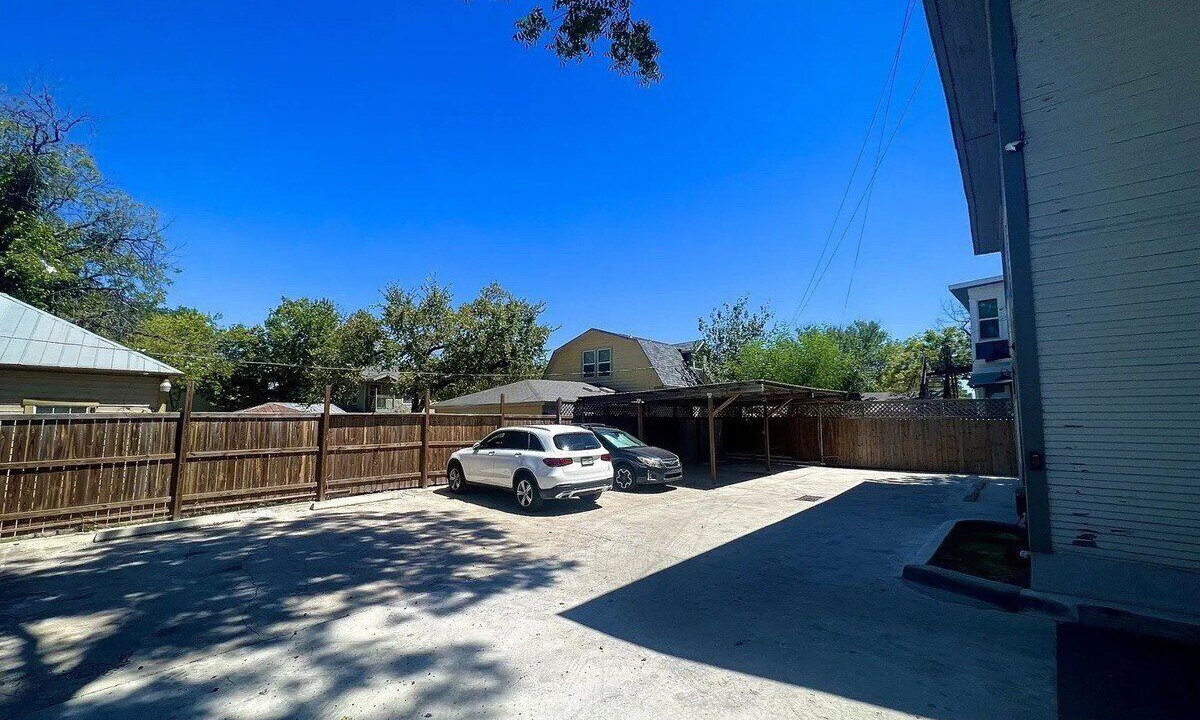 Photo of Outdoor in Midtown