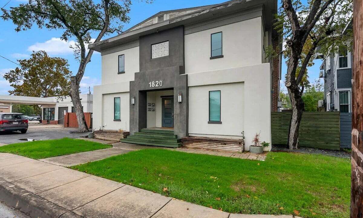 Photo of Outdoor in Midtown