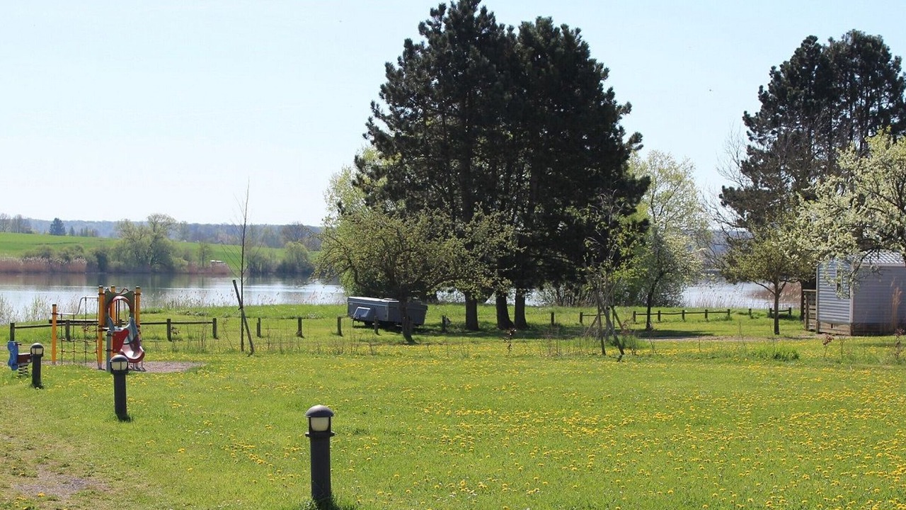 Photo of Others in Bures