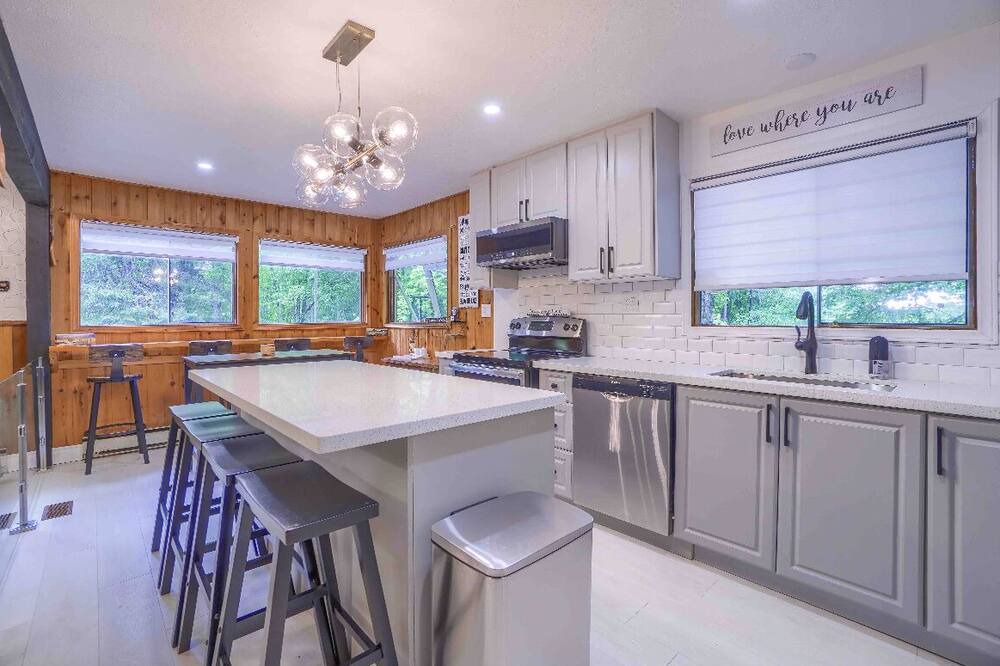 Photo of Kitchen in Coboconk