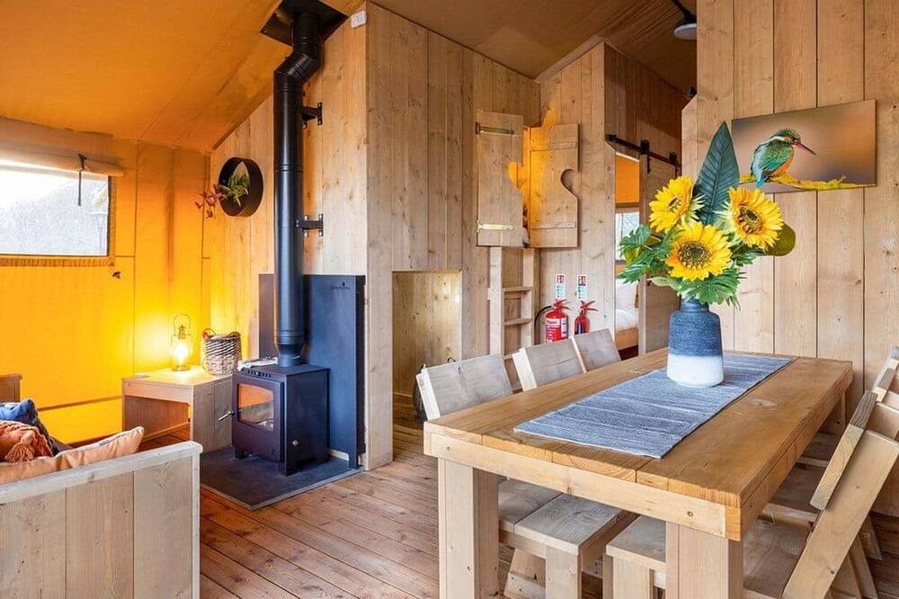 Photo of Others in Saddleworth