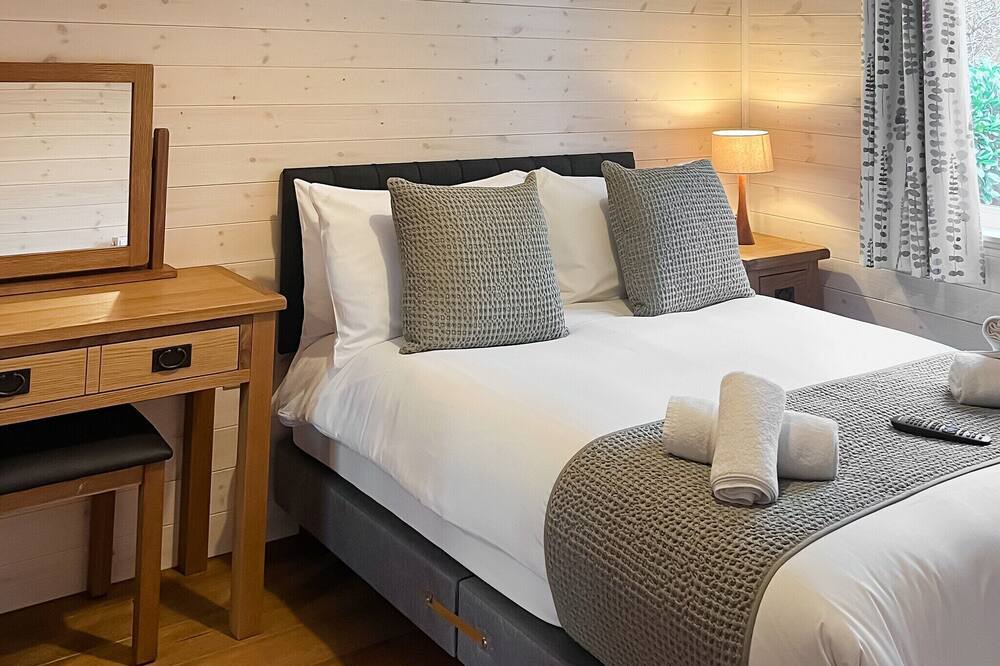 Photo of Others in Saddleworth