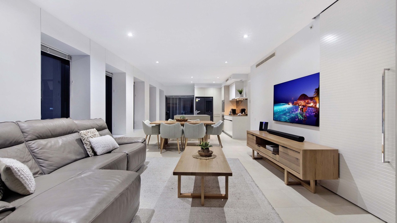 Photo of Others in Surfers Paradise