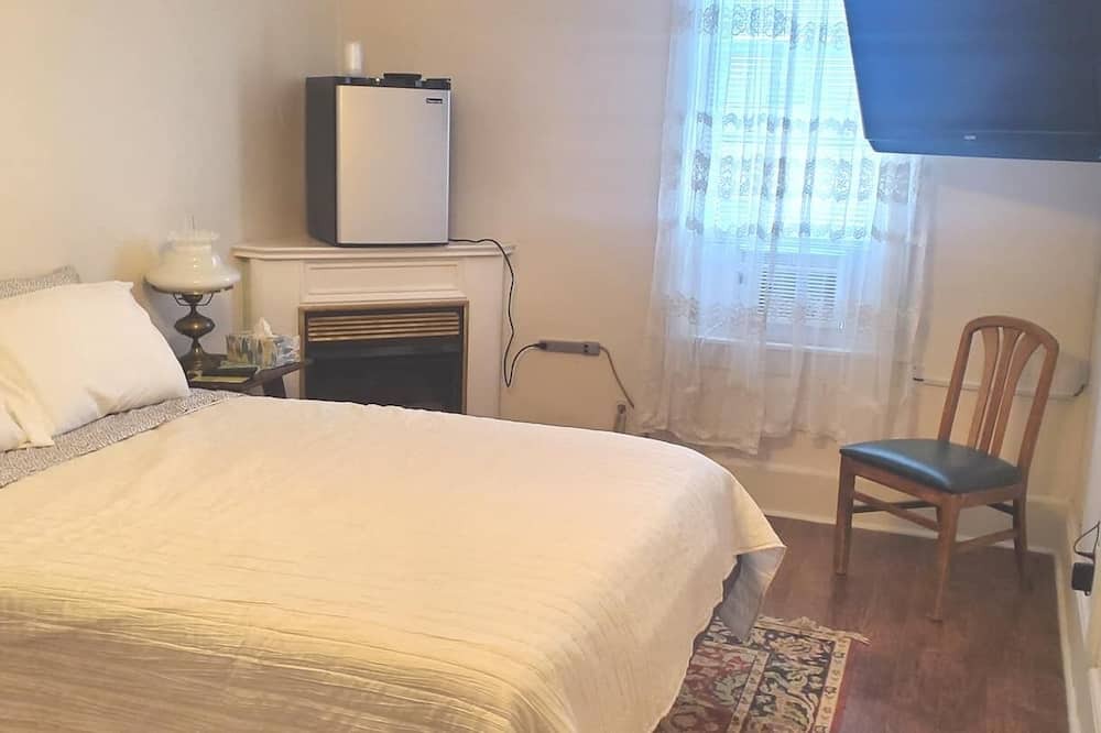 Photo of Bedroom in Patton